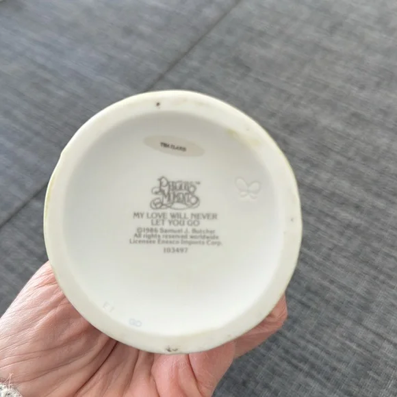 Precious Moments My Love Will Never Let You Go - Picture 3 of 3